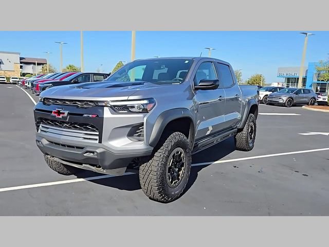 2025 Chevrolet Colorado ZR2 - Photo 30