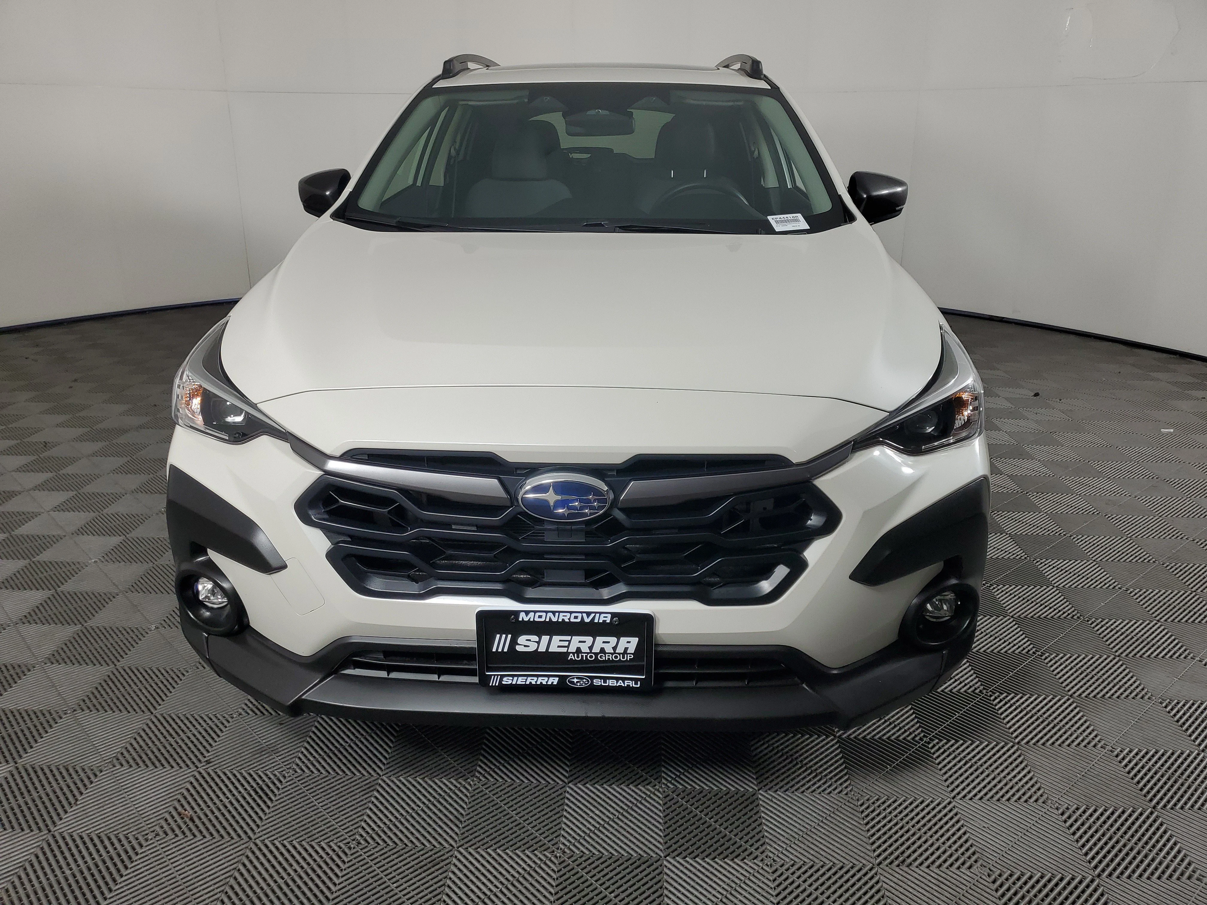 Certified Used 2025 Crystal White Pearl Subaru Premium image 9