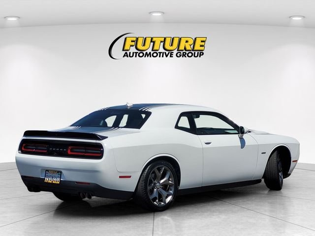 Used 2016 White Dodge R/T image 4