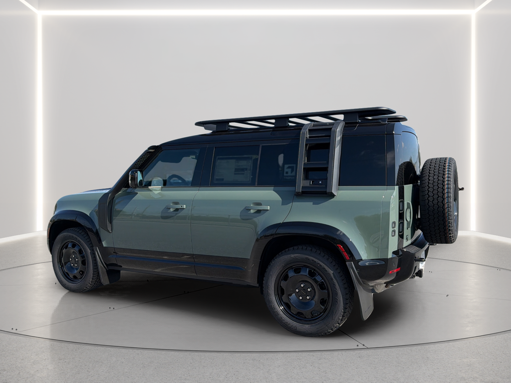 New 2026 Keswick Green Land Rover  image 14