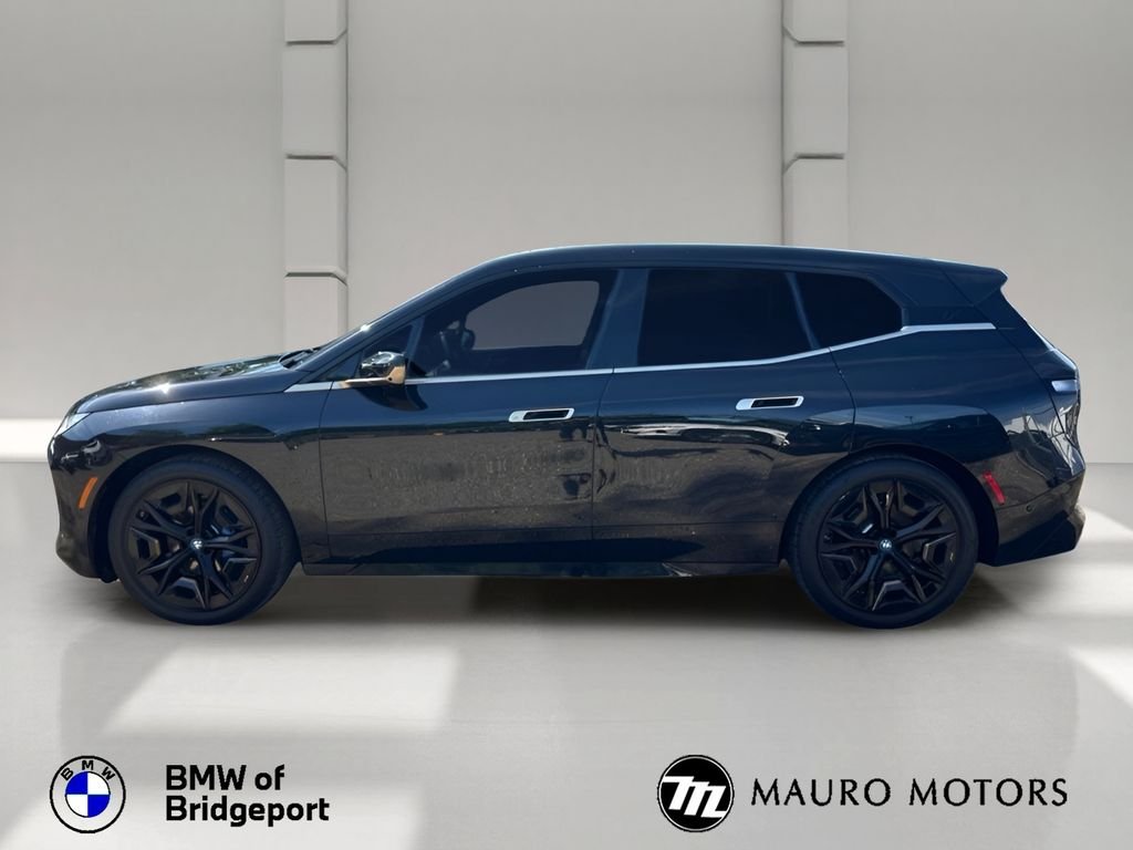 Used 2023 Black BMW M60 image 2