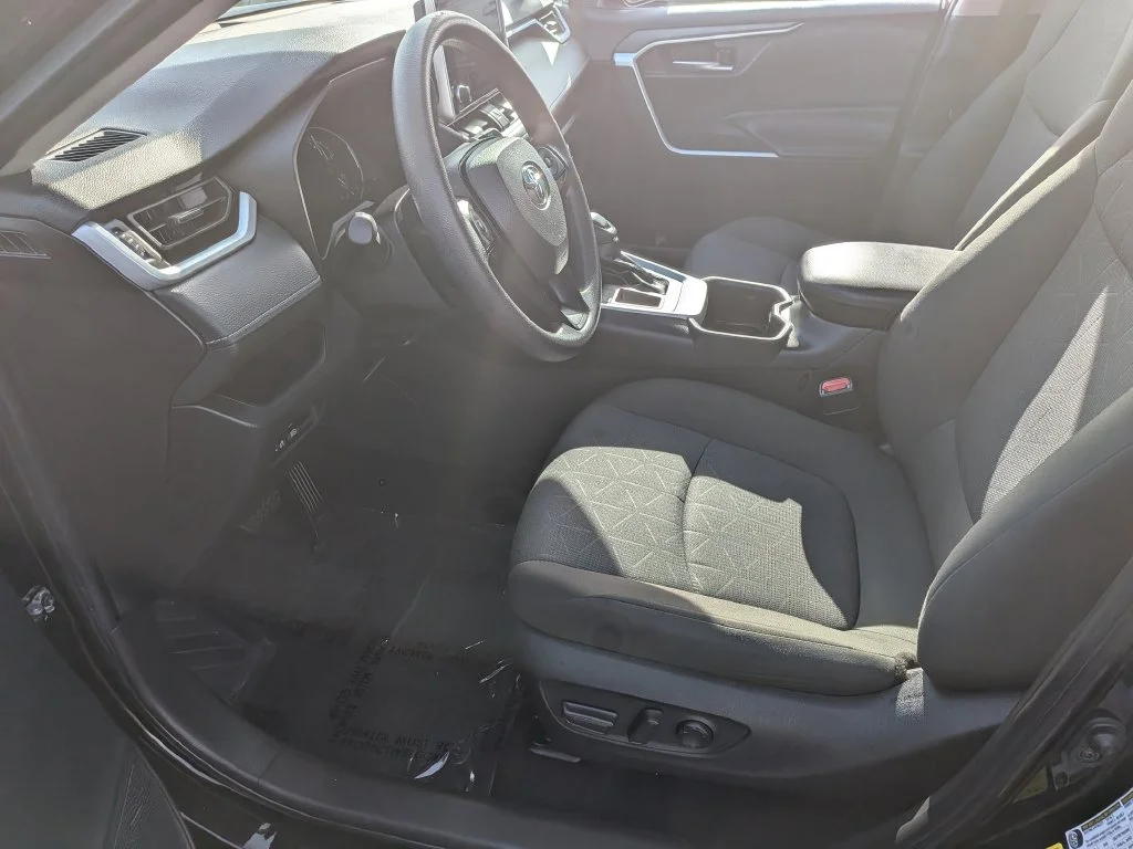 Used 2025 Midnight Black Metallic Toyota XLE image 20