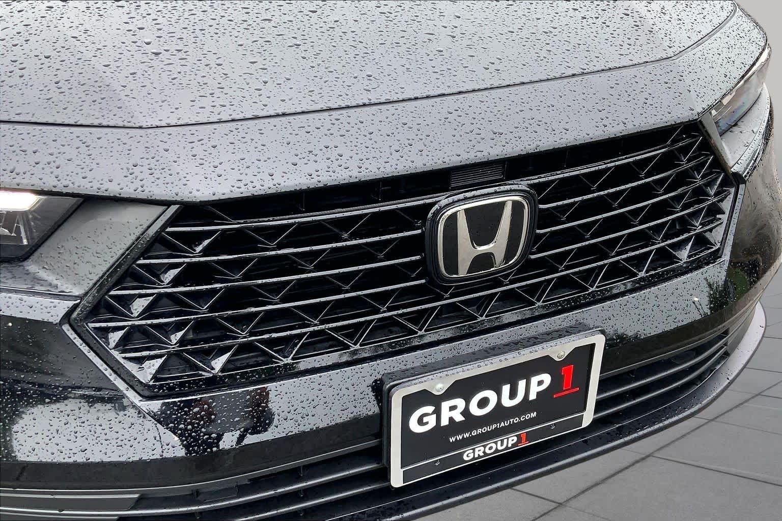 Used 2025 Crystal Black Pearl Honda Sport image 29