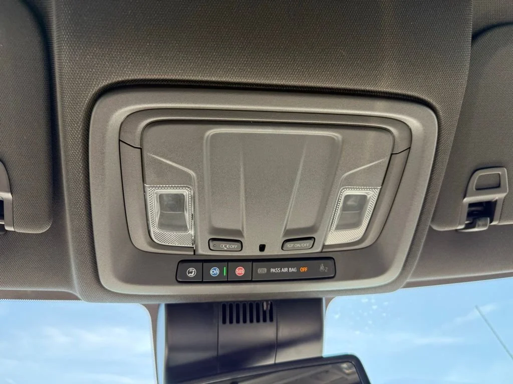 2023 GMC Sierra 1500 SLT - Photo 25