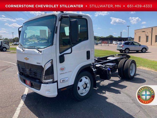 2025 Chevrolet Low Cab Forward 5500 XD 1WT