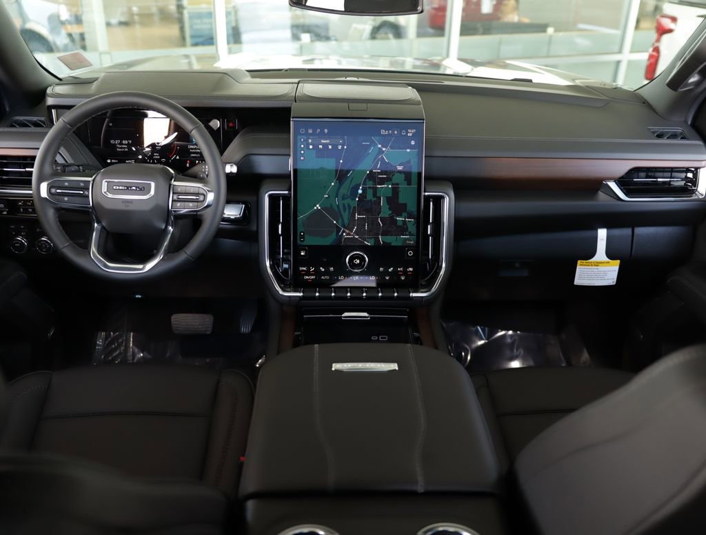 2026 GMC Yukon Denali - Photo 23