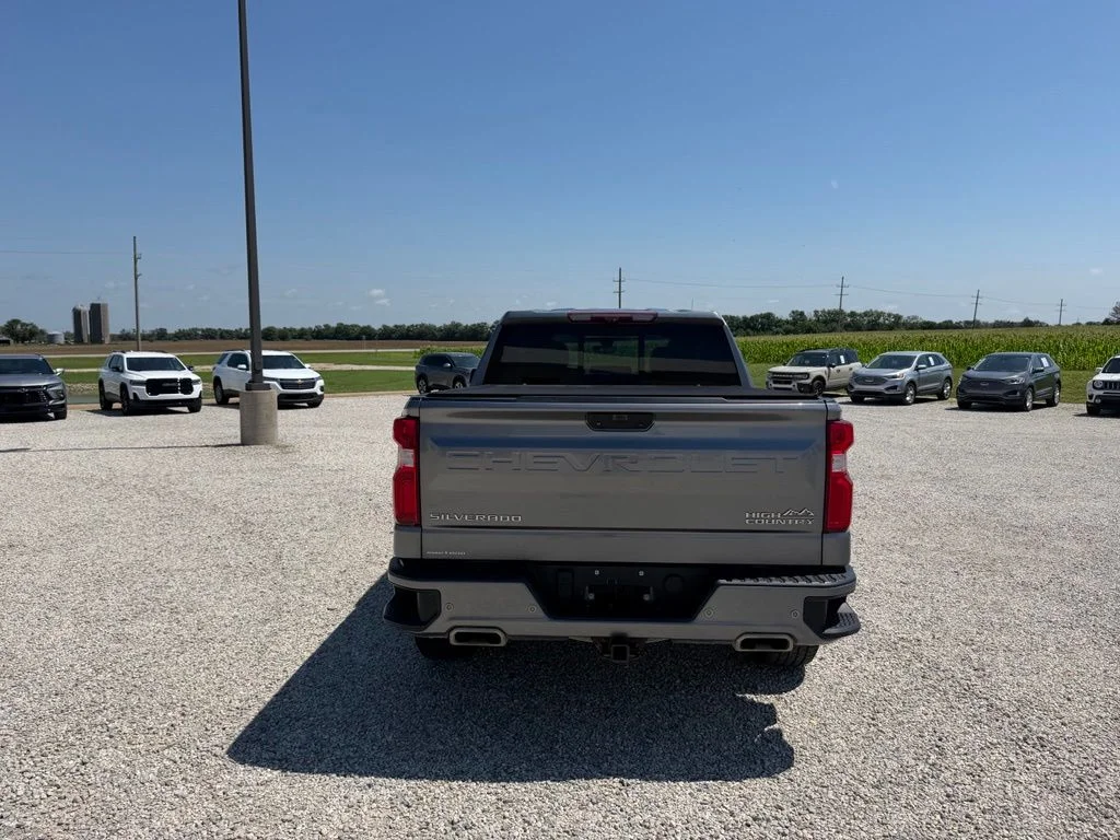 Used 2020 Gray Chevrolet High Country image 4