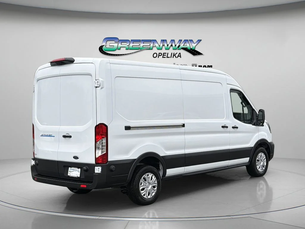 2025 Ford E-Transit Cargo Van Base - Photo 37