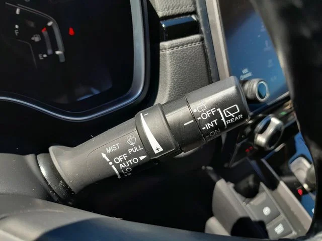 Used 2019  Honda Touring image 17