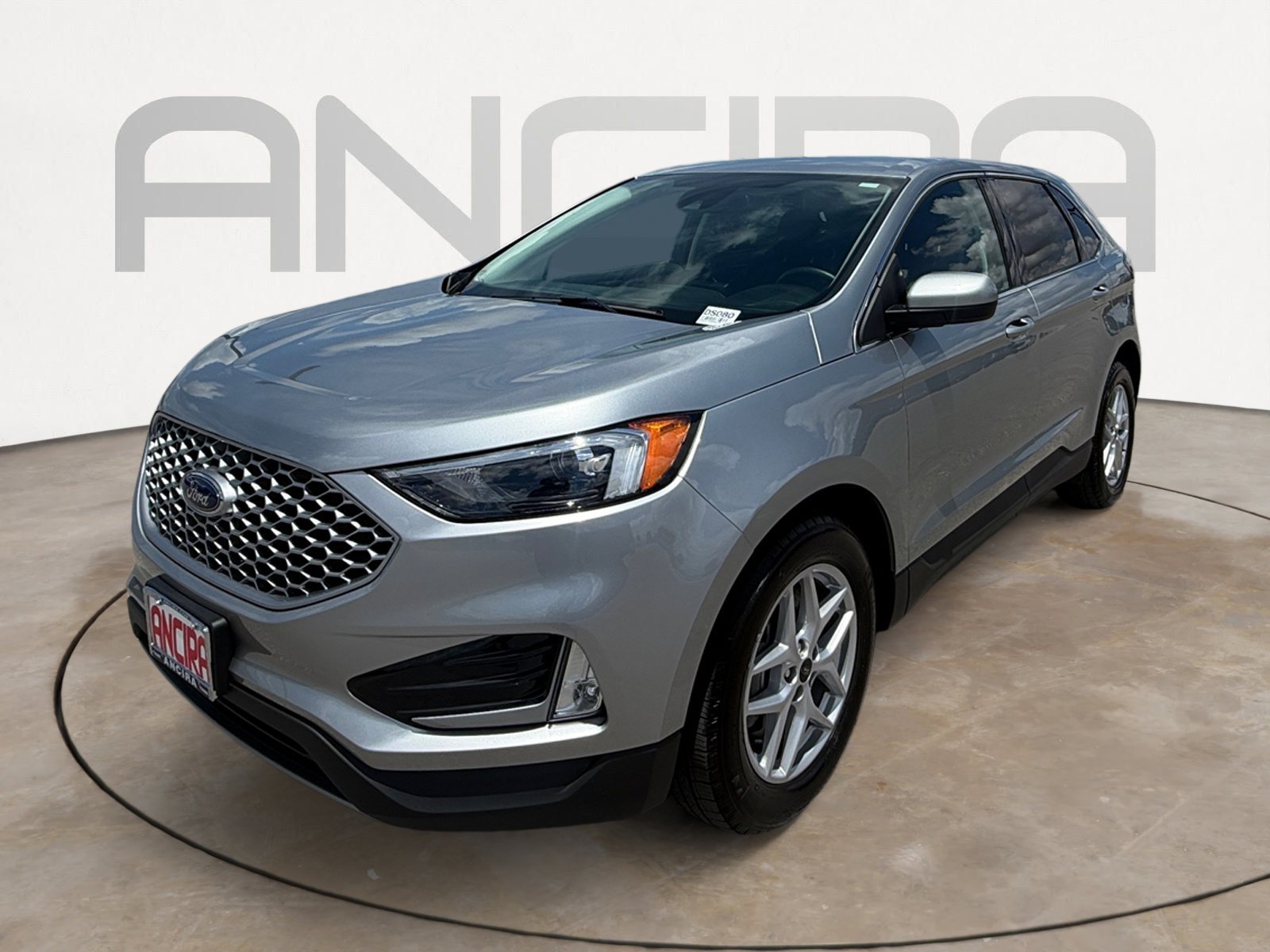 Used 2024 Silver Metallic Ford SEL image 6