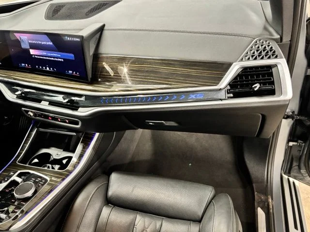 Used 2025 Gray BMW xDrive50e image 20