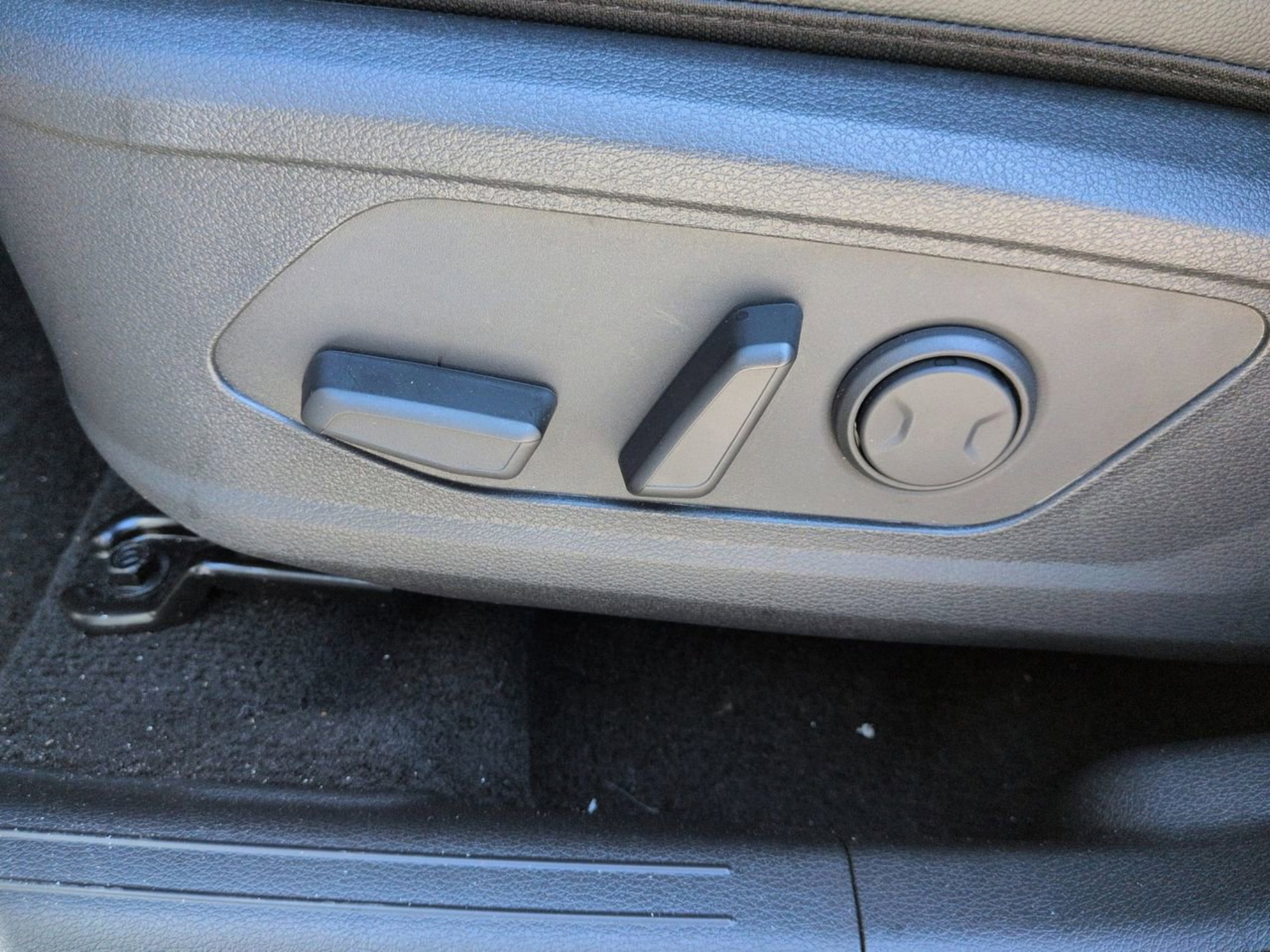 New 2026 Panthera Metal Matte Kia X-Line image 16
