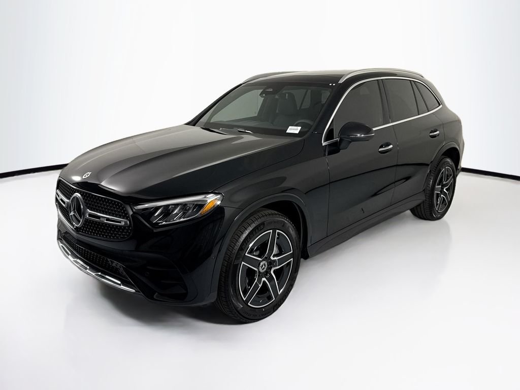 2026 Mercedes-Benz GLC