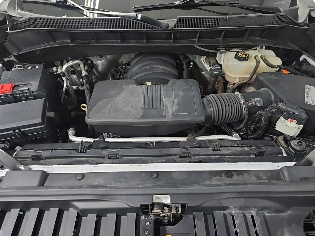 Used 2021 White Chevrolet LT Trail Boss image 17