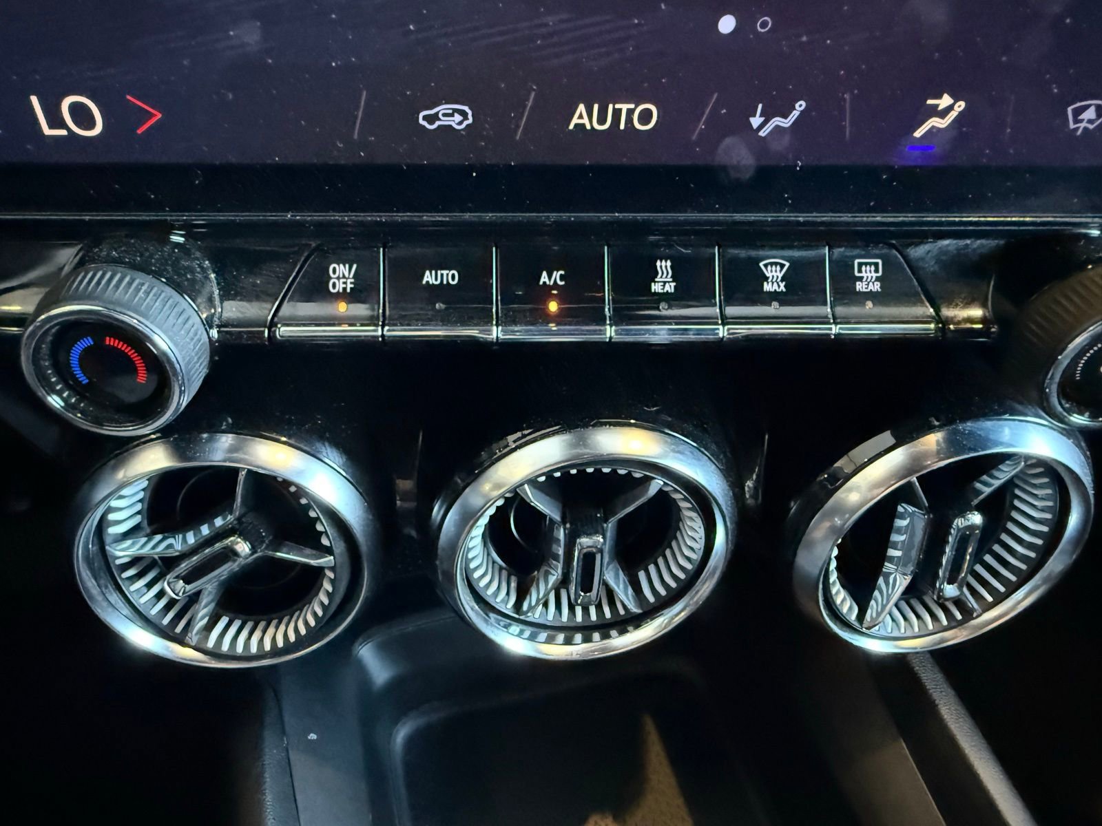 2025 Chevrolet Blazer EV LT - Photo 24