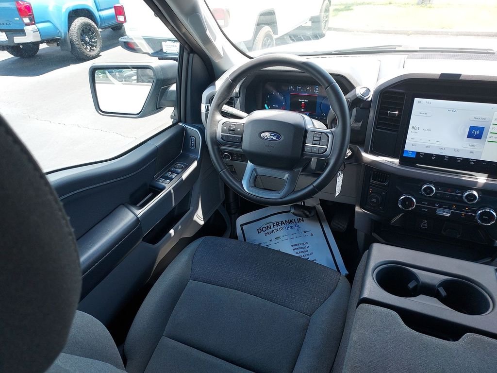 Used 2025 White Ford XLT image 15
