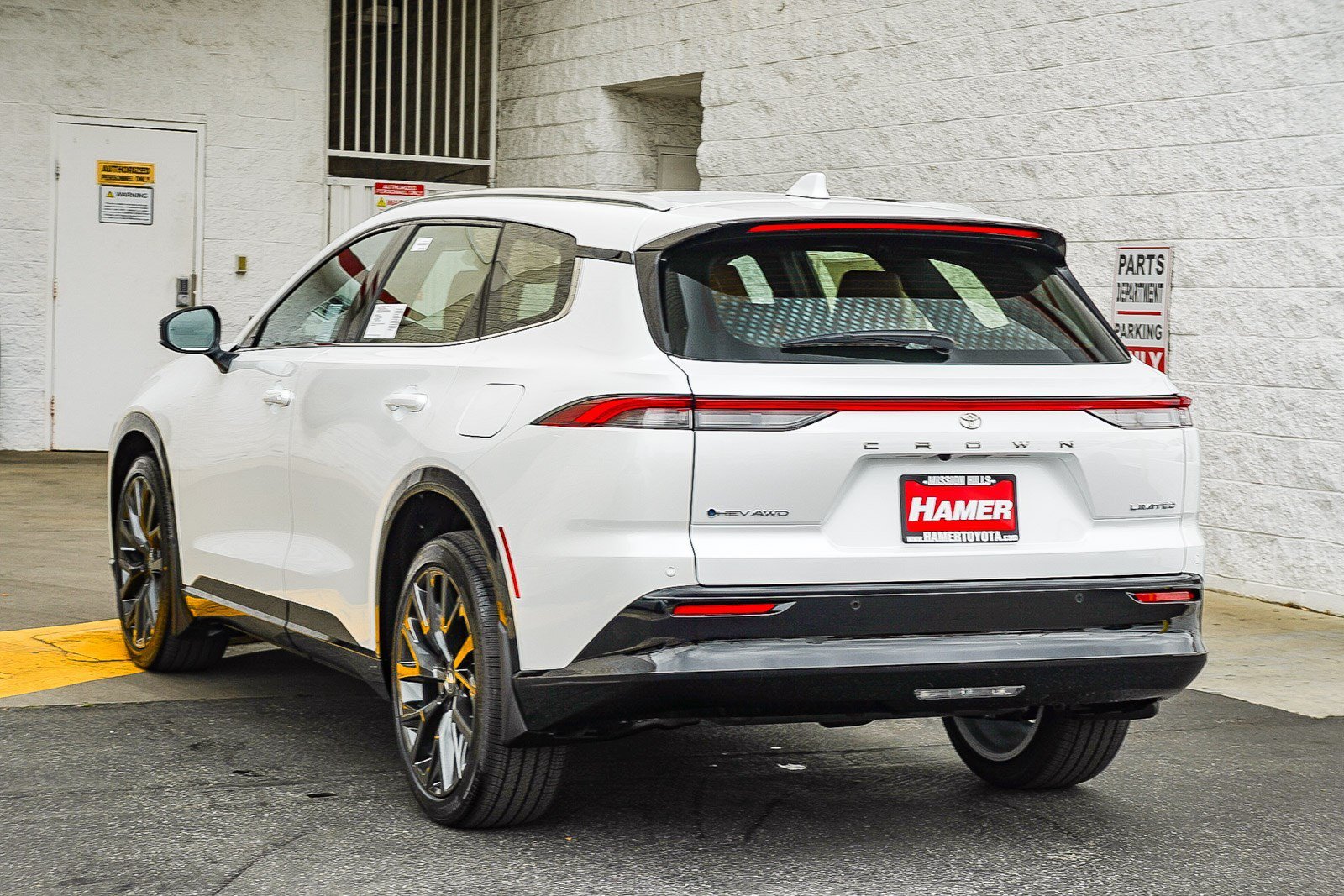 New 2026 Oxygen White Toyota Limited image 6