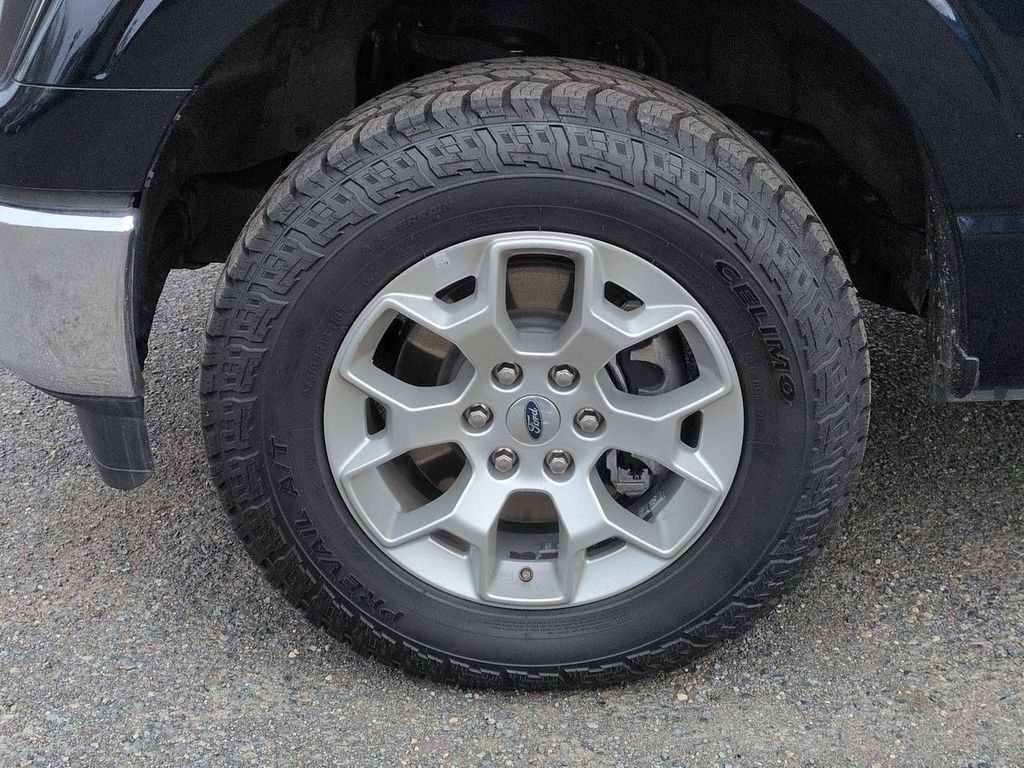 Used 2023 Blue Metallic Ford XLT image 30