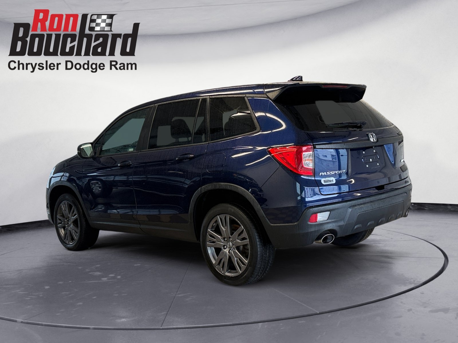 Certified Used 2019 Obsidian Blue Pearl Honda EX-L image 4