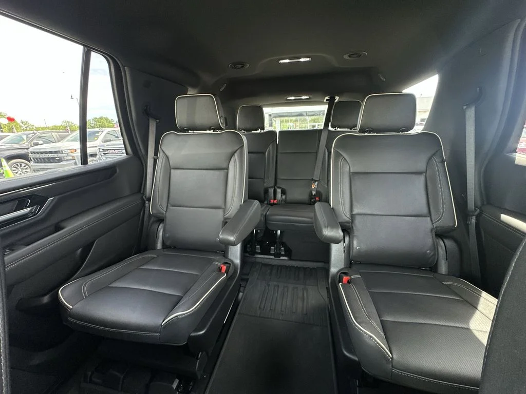 Used 2026 White GMC Elevation image 17