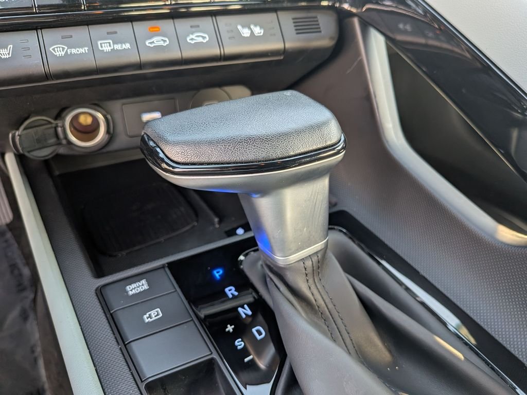 Certified Used 2025 White Hyundai Limited image 25