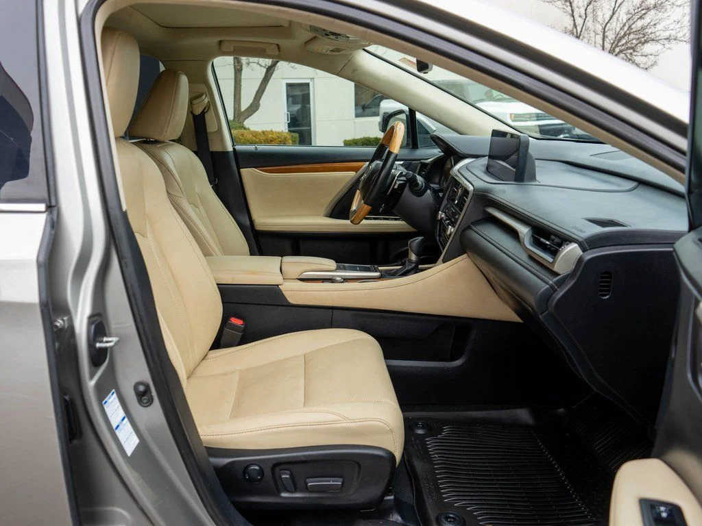 Used 2022 Silver Lexus 350 image 11