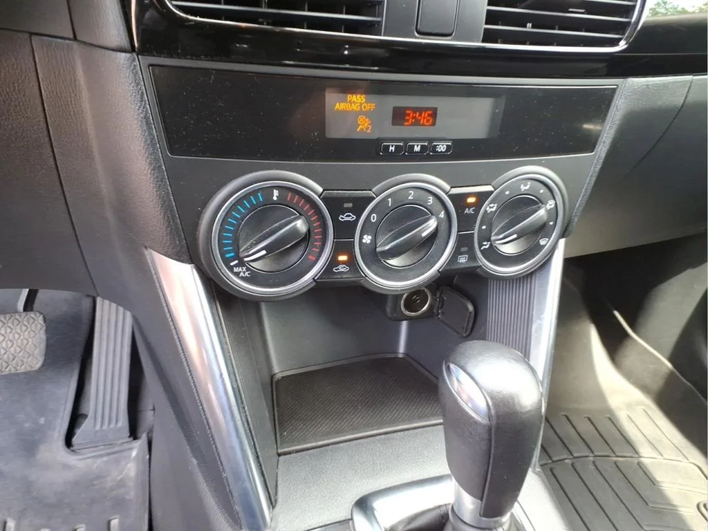 Used 2015 Red Mazda Touring image 23