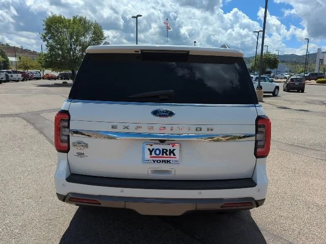 Used 2024 White Ford King Ranch image 5