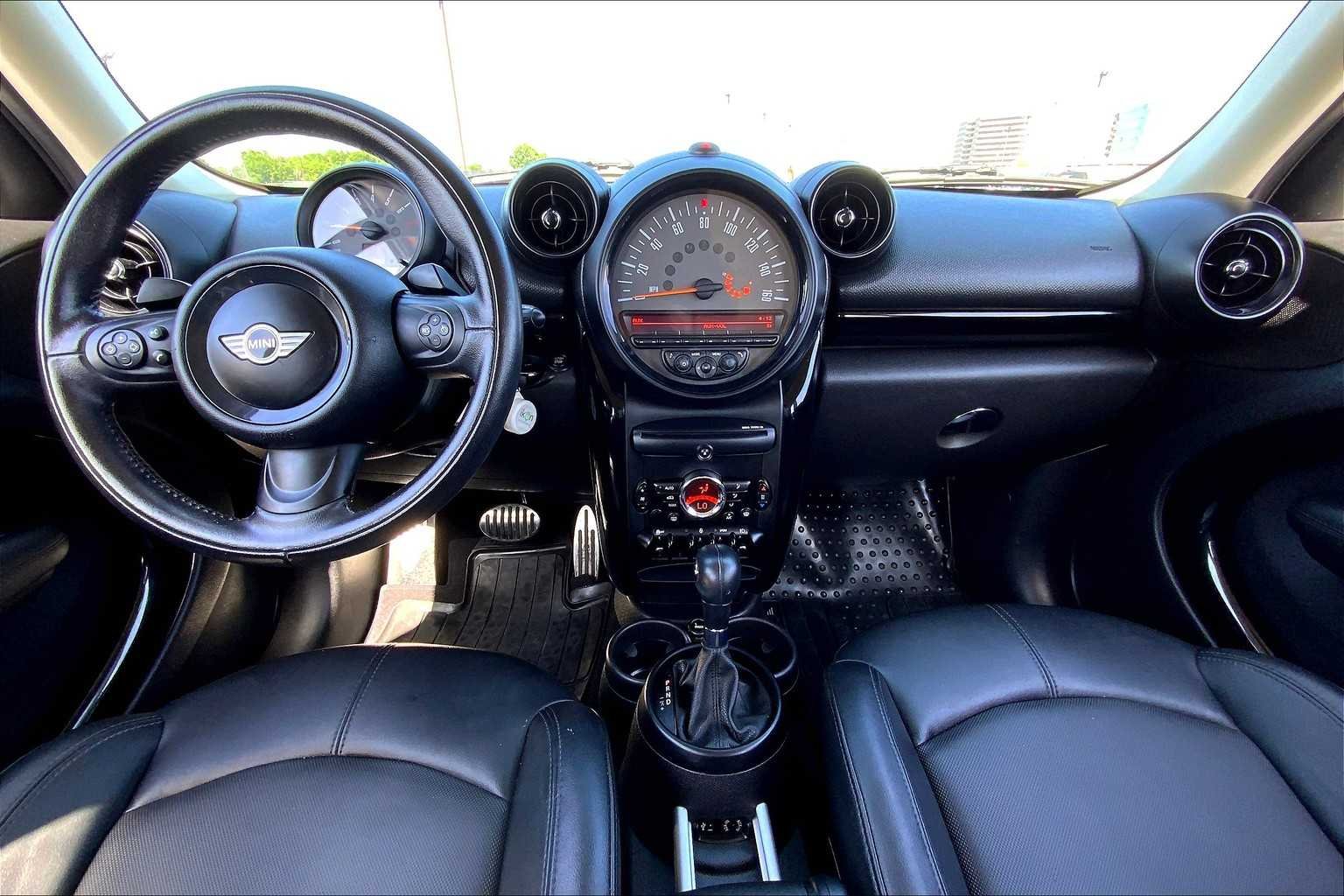 Used 2016 Light White MINI S image 15