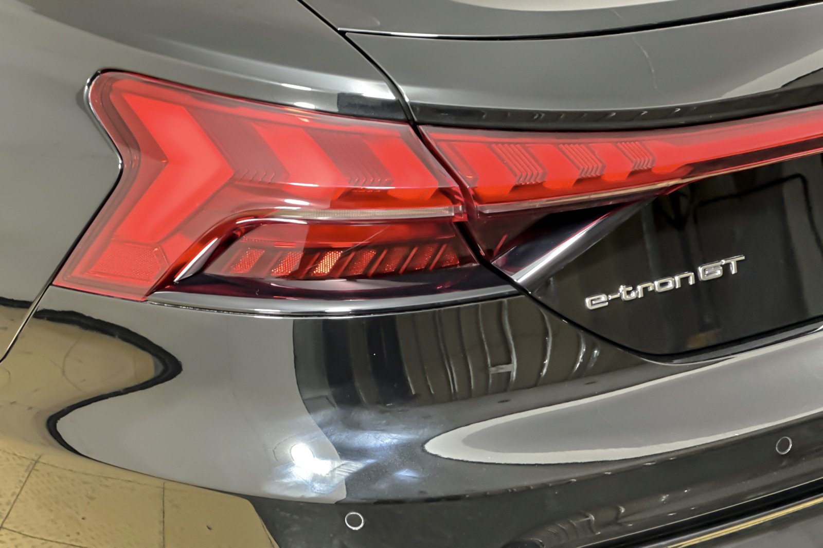 Used 2024 Mythos Black Metallic Audi Premium Plus quattro image 26