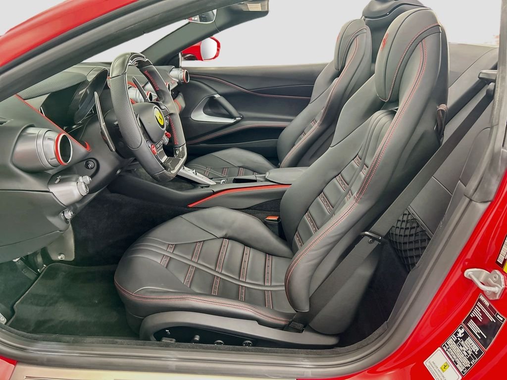 Used 2023  Ferrari Base image 25