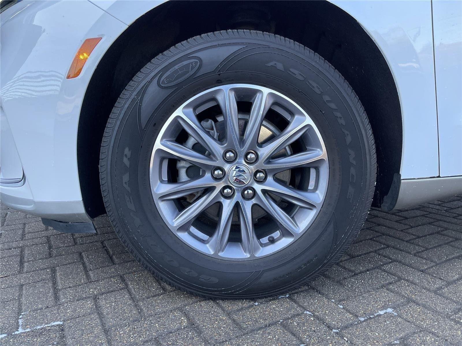 2023 Buick Enclave Essence - Photo 10