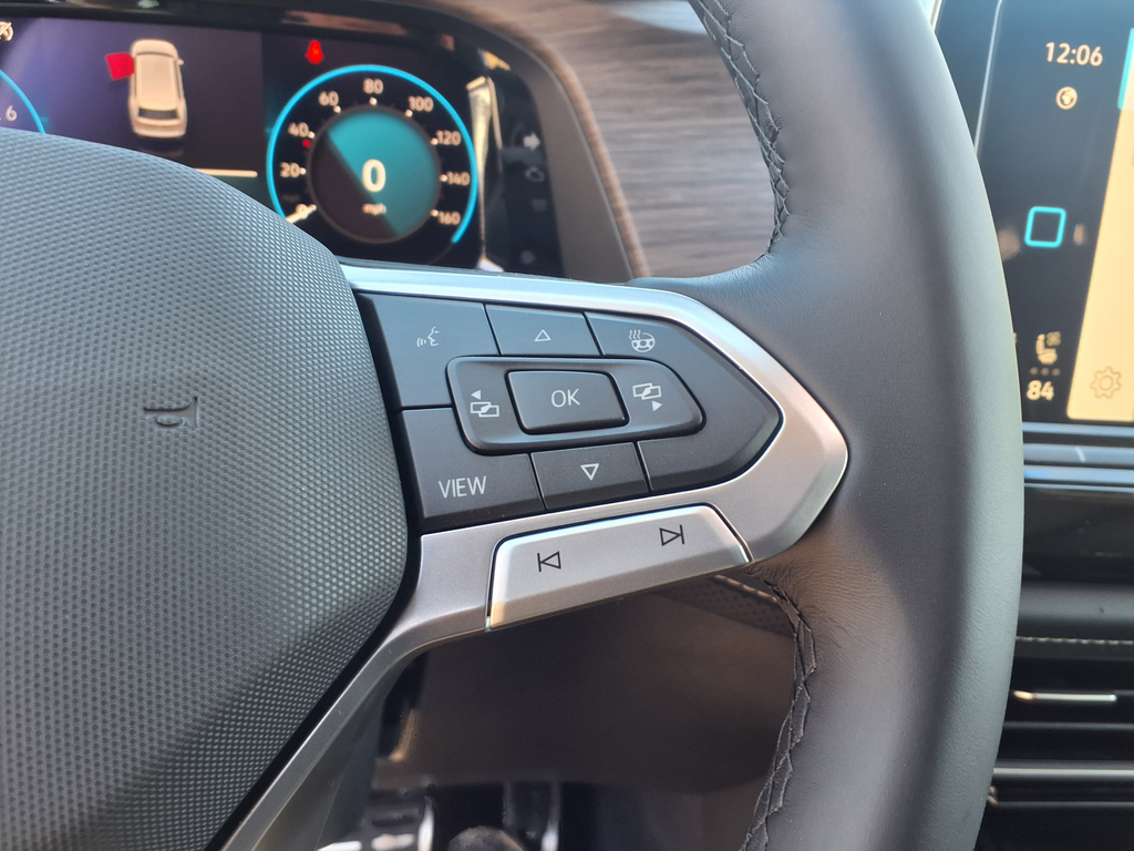 2026 Volkswagen Atlas SEL Premium R-Line - Photo 16