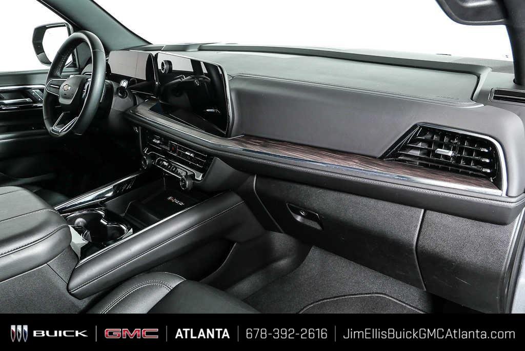 2025 Chevrolet Tahoe LT - Photo 23