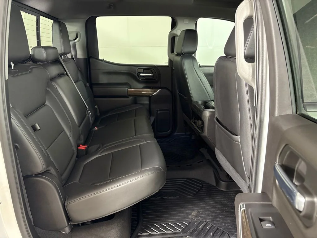 Used 2021 White Chevrolet LT Trail Boss image 29