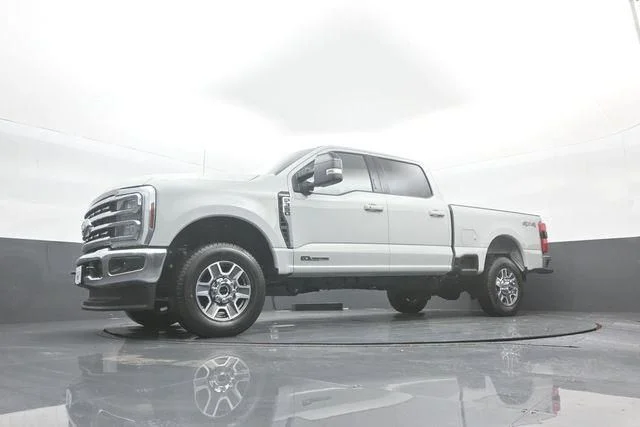 New 2026 Avalanche Ford F-350® Lariat® image 32