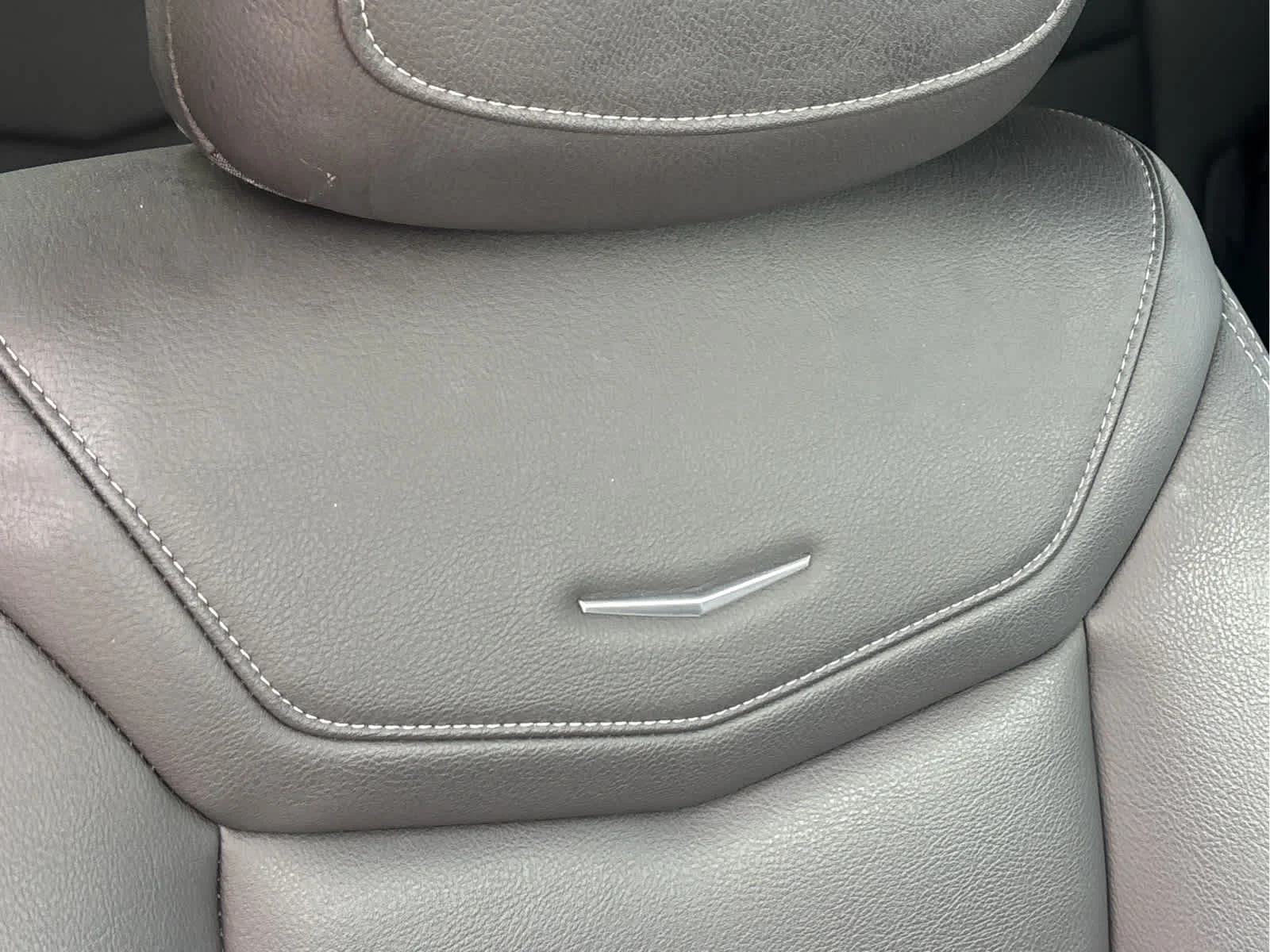 Certified Used 2023 Crystal White Tricoat Cadillac Luxury image 11