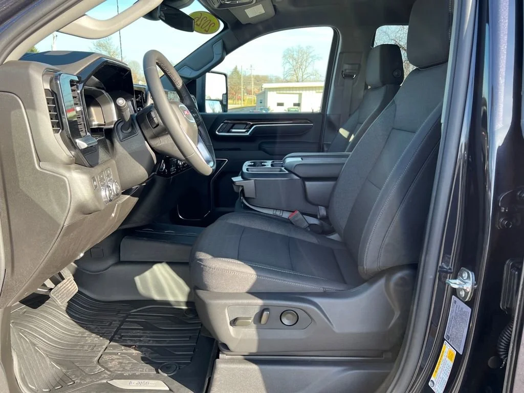2026 GMC Sierra 2500HD SLE - Photo 10