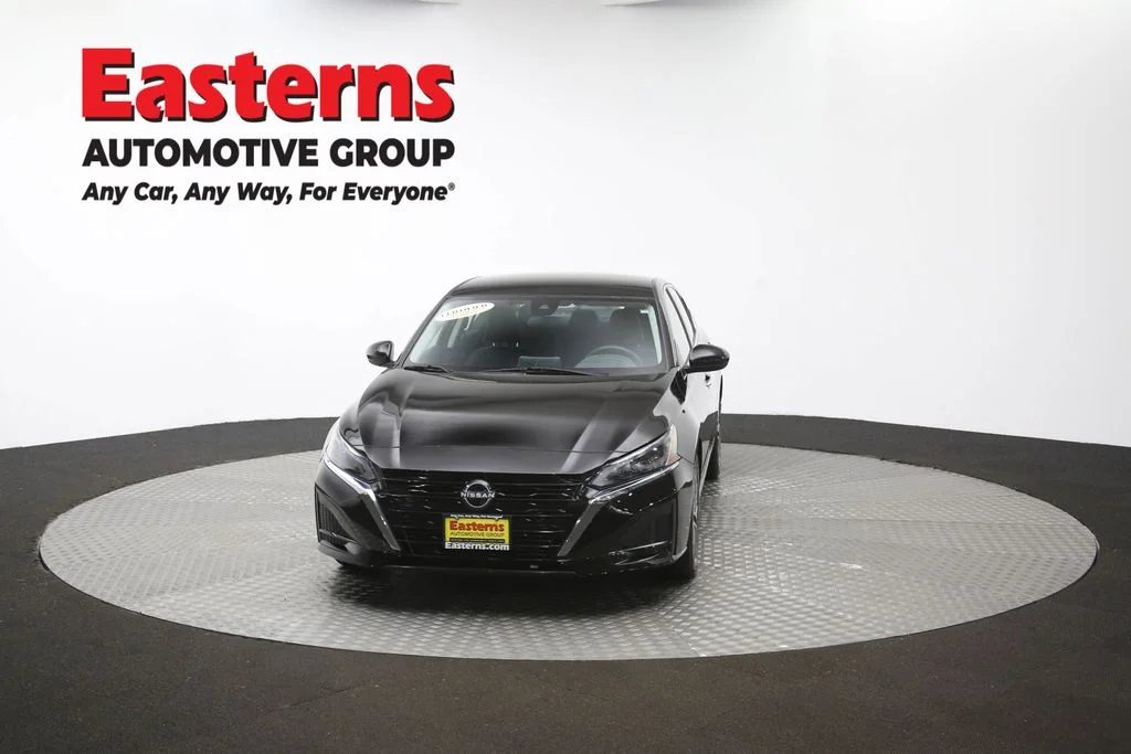 Used 2023 Black Nissan 2.5 SV image 53