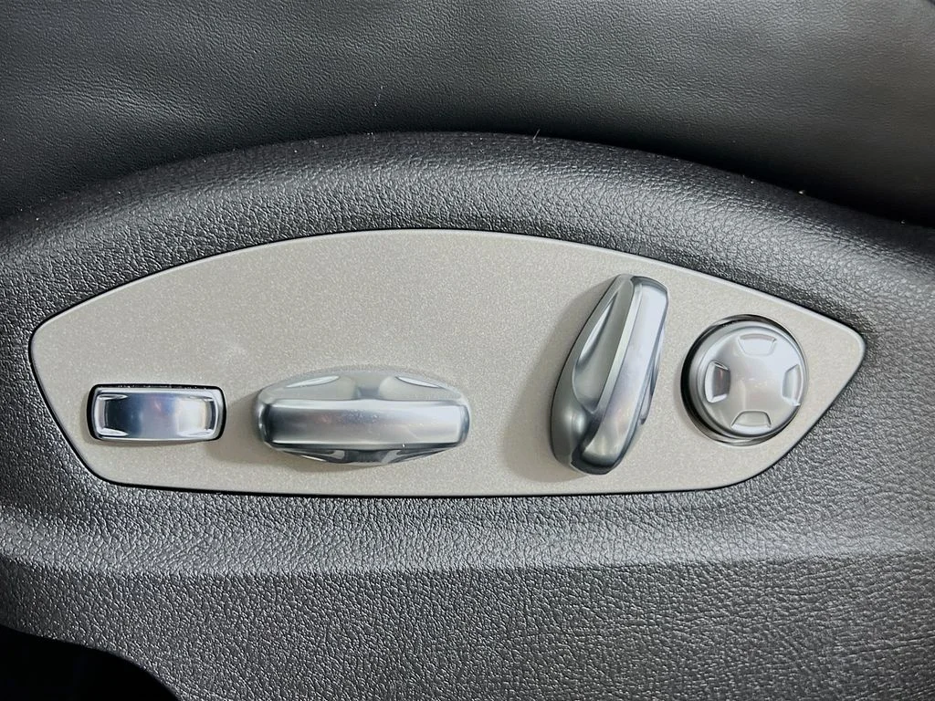 New 2026 Gray Porsche Base image 22