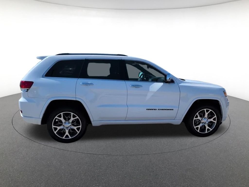 Certified Used 2021 White Jeep Overland image 3