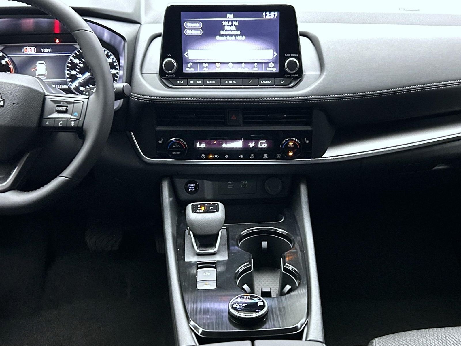 New 2026 Everest White Pearl TriCoat Nissan SV image 13