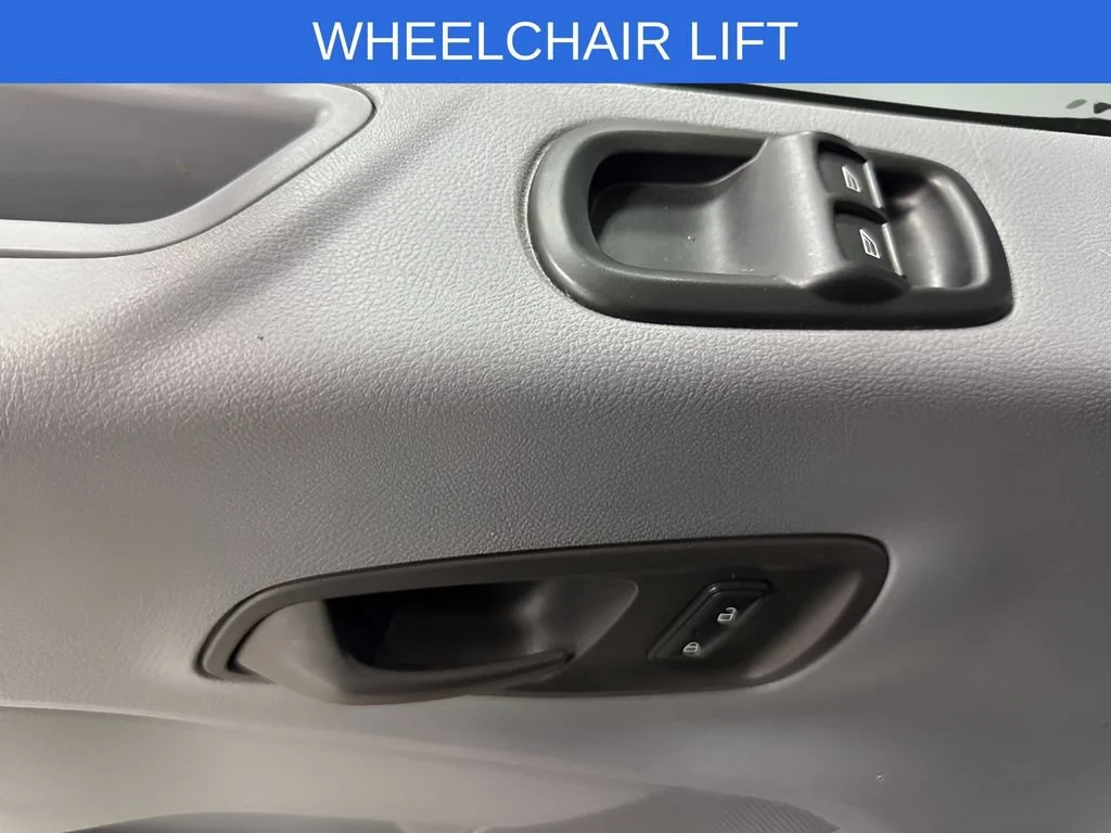 2016 Ford Transit XL - Photo 26