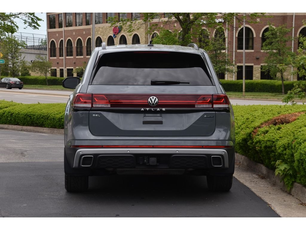 Used 2024 Pure Gray Volkswagen 2.0T Peak Edition SEL image 5