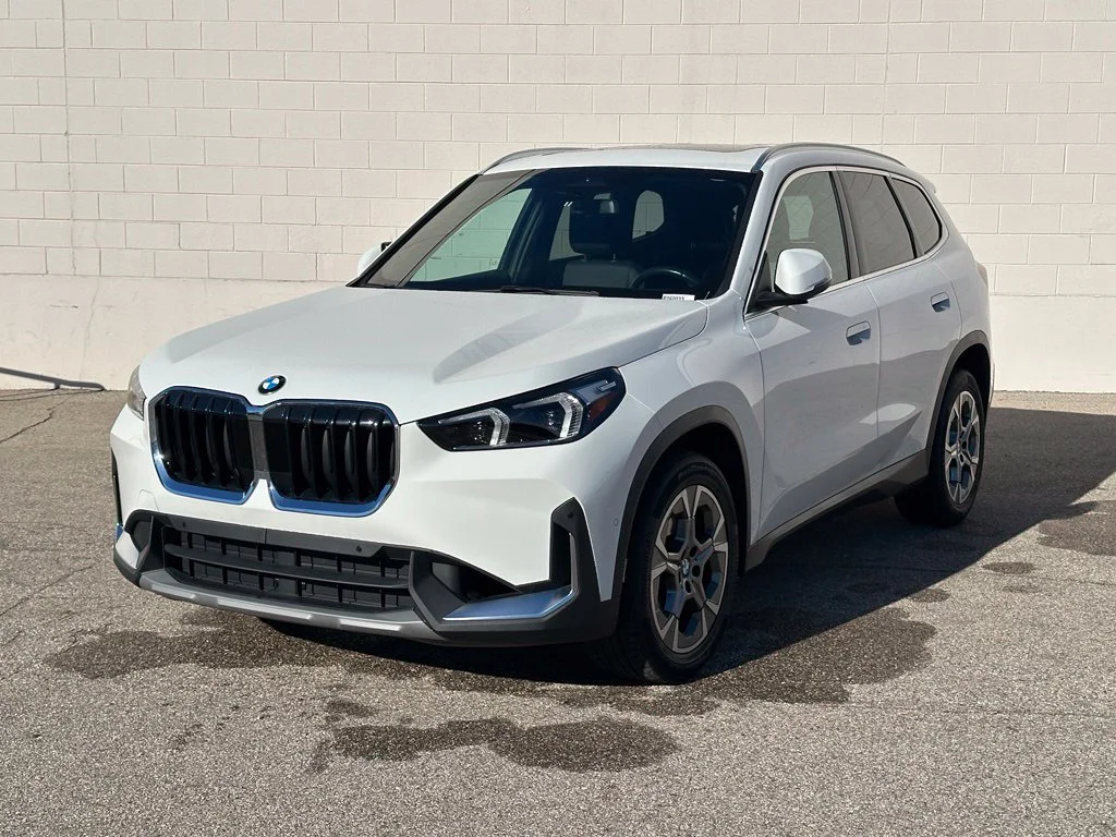 2023 BMW X1 28i