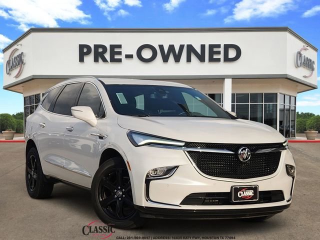 2023 Buick Enclave Essence AWD's photo