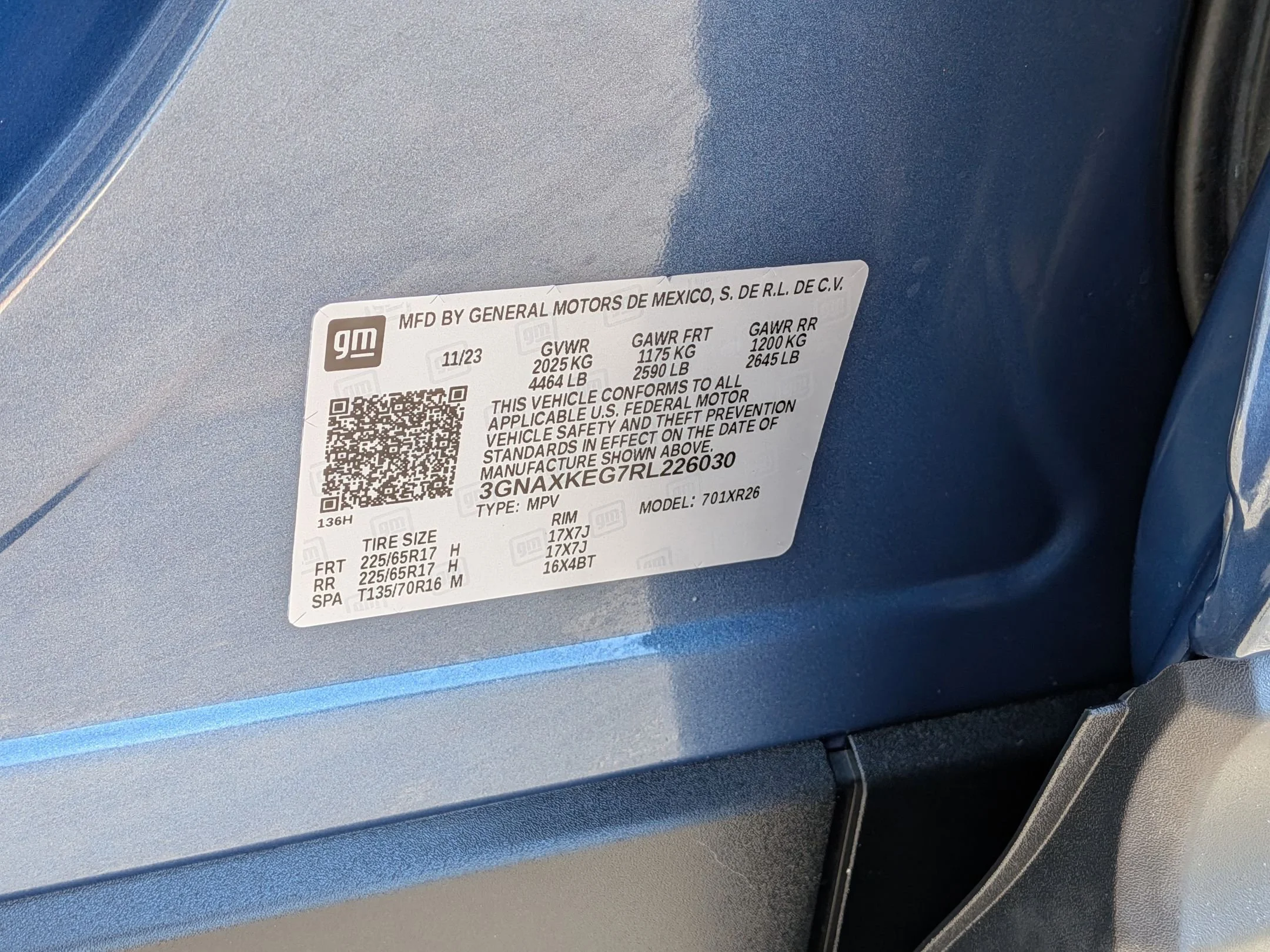 Used 2024 Lakeshore Blue Metallic Chevrolet LT image 33