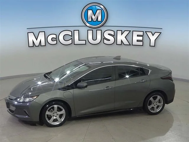 2017 Chevrolet Volt LT's photo