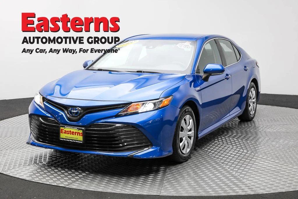 Used 2020 Blue Toyota LE image 1