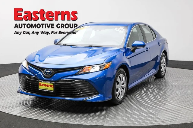 2020 Toyota Camry Hybrid LE